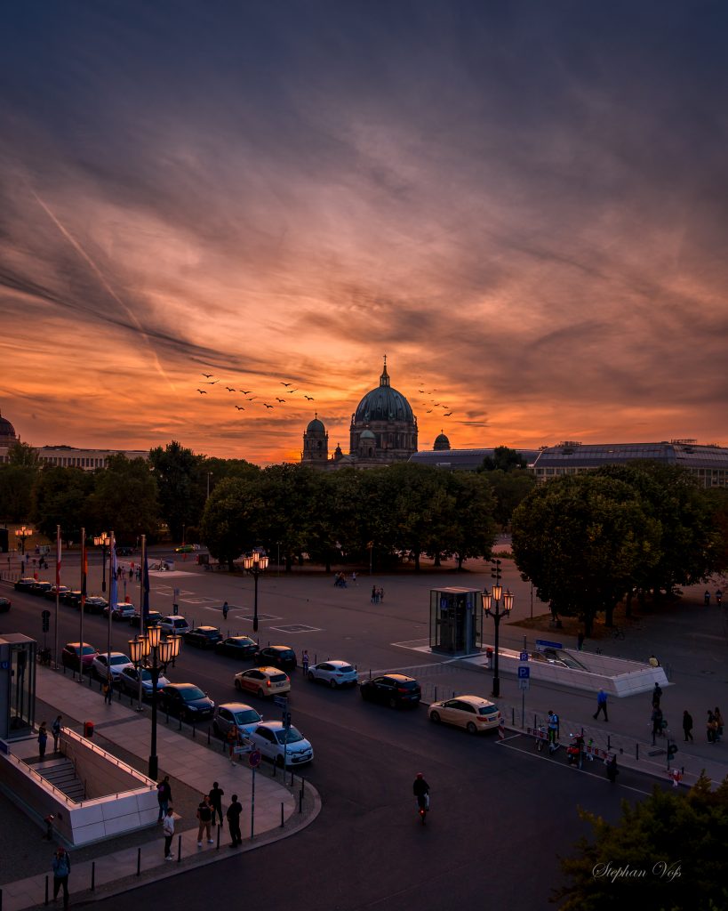 Berlin Cathedral in the evening light / Berliner Dom im Abendlicht